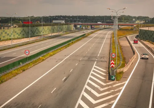 Lotnisko z własną obwodnicą i sześciopasmówką. Znamy plan dróg wokół CPK