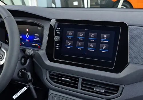 Nowy SUV Volkswagena za 79 800 zł chce zagrozić chińskim rywalom. Oba ekrany w standardzie
