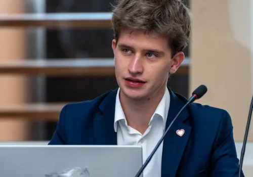 Zmiany w Radzie Miasta Konina. KO z nowym przewodniczącym i radną