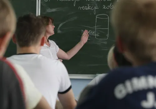 Nauczyciele nie zawsze zapowiadają kartkówki. "Ciężko zmotywować dzieci do nauki"