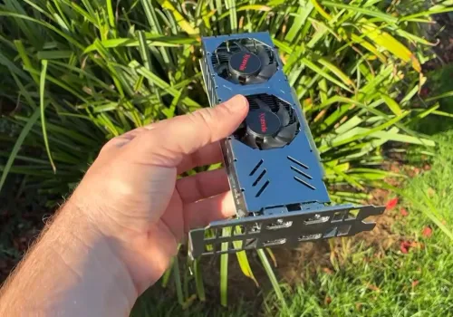 Ktoś wsadził 8 GB GDDR5 pamięci do karty GeForce GTX 750 Ti. Efekty? Można było się tego spodziewać