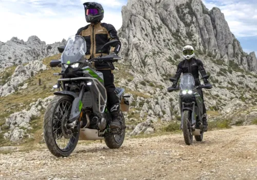 Kawasaki KLE650 już oficjalnie. Silnik z Versysa, tempomat i apetyt na dalekie podróże