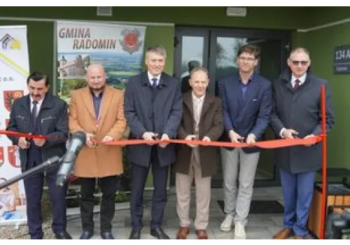 Nowy blok SIM w Radominie oficjalnie otwarty. Wójt zapowiada kolejną inwestycję