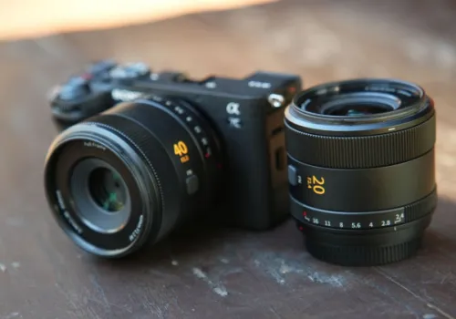 Sirui Swift 20 mm f/2.4 i 40 mm f/2.2 budżetowe i poręczne obiektywy do Sony E i L-Mount