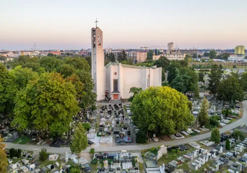 Powstała książka o Cmentarzu Nowofarnym. To historyczna nekropolia