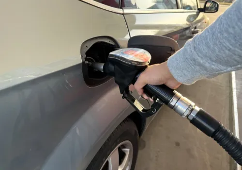 Polska paliwową zieloną wyspą. Druga najtańsza benzyna i diesel w UE