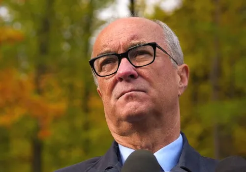 Ludzie Brauna na tajnej naradzie RBN. Czarzasty grzmi, odpowiedź Pałacu zwala z nóg