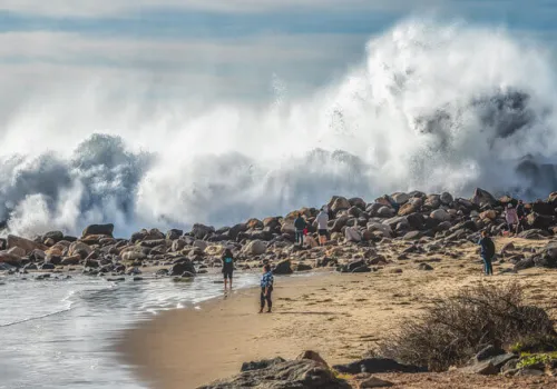 Ocean wszedł na ulice USA. Rekordowe przypływy zalewają oba wybrzeża