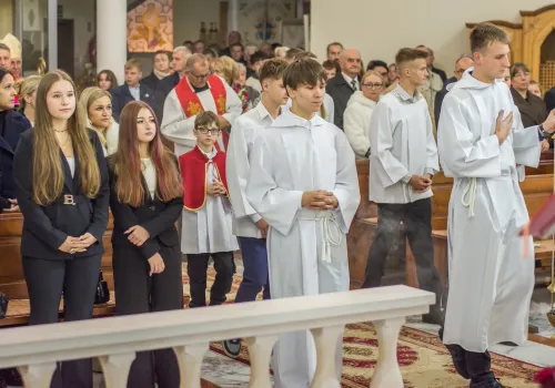Uroczystości odpustowe i bierzmowanie w parafii w Mokrej