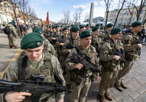 Litwa wprowadza powszechny pobór do wojska. Podano datę