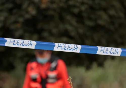 Lubuskie. Makabryczny wypadek w fabryce mebli. Młody ojciec walczy o życie