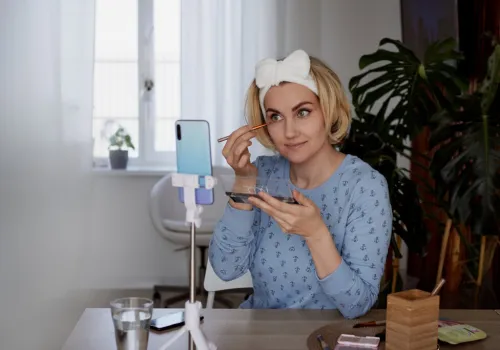TikTok zakazuje promowania nierealistycznych standardów urody?