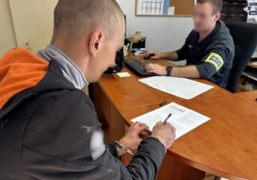 Sceny jak z filmu sensacyjnego! Pościg za fiatem, w środku skradziony towar i narkotyki