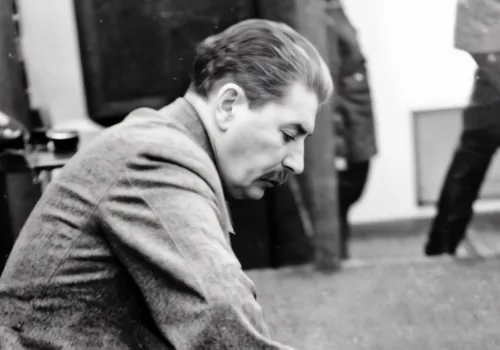 Tak Stalin zdecydował o śmierci blisko 22 tysięcy Polaków. „Żadnemu z rozstrzelanych nie postawiono zarzutów”