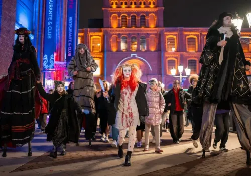 Noc Upiorów w lesie, Straszna Parada i neonowe Halloween. Co robić w Łodzi i Zgierzu w weekend 30-31 października?