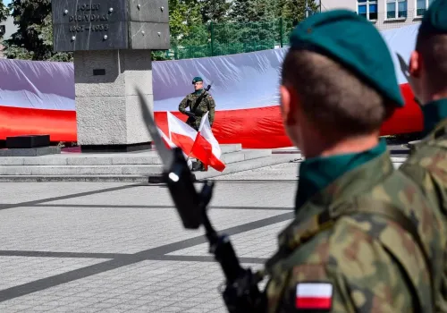 Armia ZATRUDNIA. Szukają fachowców z tych dwóch zawodów