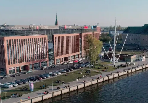 Kilkadziesiąt osób straci pracę w legendarnej szczecińskiej firmie . „Zero sentymentów”