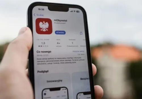 Nowa funkcja w mObywatelu. Rząd rozpisał 7 kroków na wypadek ataku z powietrza