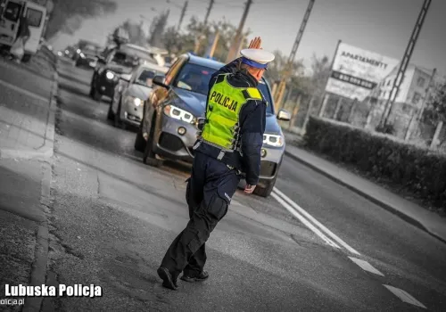 Rusza akcja „Znicz 2026”. Na drogach ponad 6 tys. policjantów i cały dostępny sprzęt