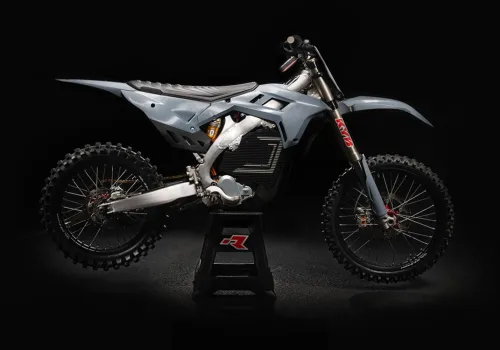 BMW Motorrad inwestuje w elektryczny startup. Niemcy podążą za modą