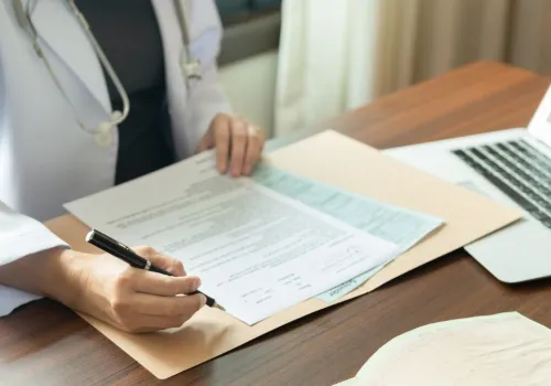 Kompleksowa analiza czynników prognostycznych w zespołach mielodysplastycznych z izolowaną delecją chromosomu 5q