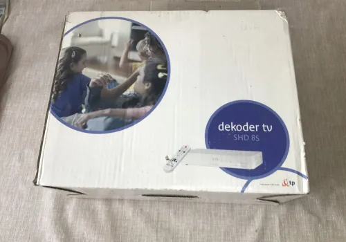 quot;Własność TP, nie otwierać!quot; czyli stary dekoder tv SHD 85 od środka - Samsung dla tp/Oran