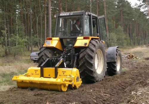 Mulczowanie nieużytków, siedlisk i lasu w 2026 r. Ile zapłacimy za hektar? Ceny mocno się różnią