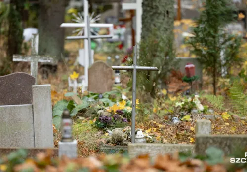 Znaczenie pamięci podczas nadchodzącego dnia Wszystkich Świętych