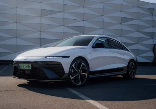 Hyundai Ioniq 6 N Line to bardzo przyzwoity elektryk. Tylko nie wiem, czy to nie za mało. Opinia