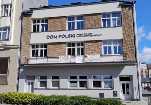 Darczyńcy wspierają remont „Fasalówki”! Hojne wpłaty Macierzy Szkolnej i miejscowych kół PZKO