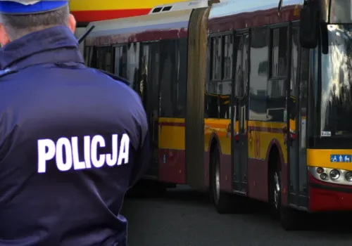 Rzucił się z nożem na Ukraińców. 30-latek z zarzutami