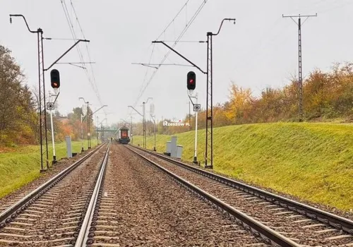 Mężczyzna zginął pod kołami pociągu relacji Kraków–Przemyśl. Dramat na torach w Jarosławiu