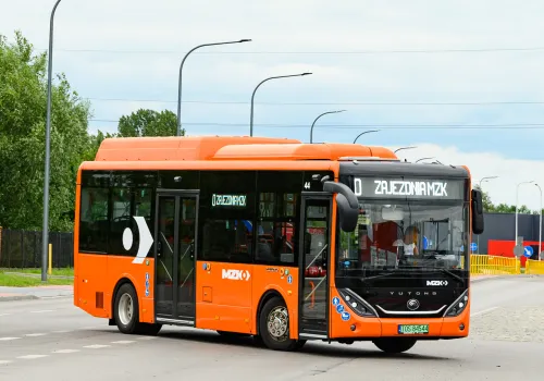 Na Wszystkich Świętych MZK uruchamia specjalne linie autobusowe