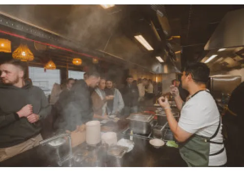 Ramen, sushi i kuchnia azjatycka. Bidfood otwiera nowe studio w Warszawie
