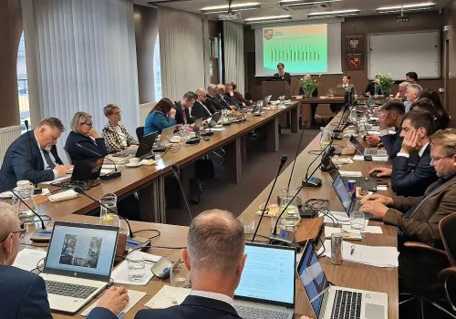 "To nie drobna zmiana, ale rewolucja" - alarmuje radny. "Proponowane przez ustawodawcę zmiany ograniczą dostępność lekarzy" - przyznaje dyrektor szpitala