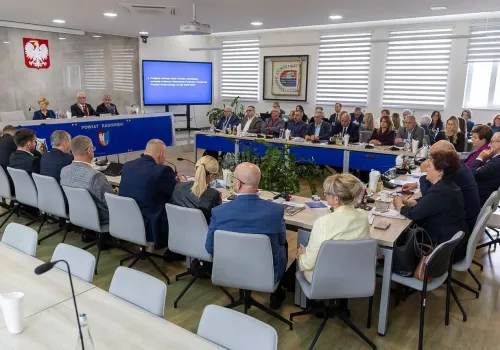 Powiat Radomski przekaże kolejną pokaźną pożyczkę szpitalom w Iłży i Pionkach