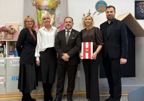 Parzyjagła za Mazur. Specjalny Ośrodek Szkolno-Wychowawczy w Gromadzicach ma nowego dyrektora!