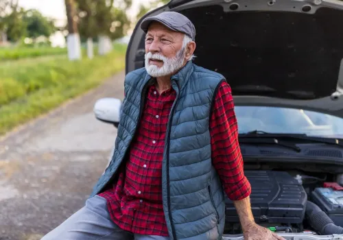UE: Stare auto zamiast naprawić trzeba będzie oddać na złom? Nowe przepisy zmienią zasady sprzedaży używanych części, a naprawy mogą zdrożeć