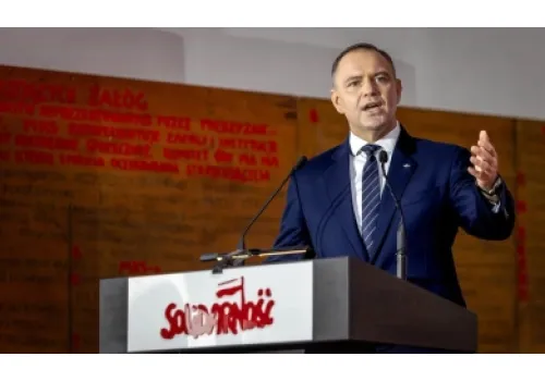 Karol Nawrocki przerywa wizytę w Senegalu i wraca do Warszawy. "W takim momencie prezydent musi być w Polsce"