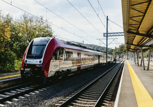 PESA kończy dostawy 20 pociągów InterRegio do Rumunii
