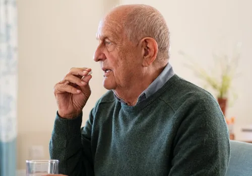 Przez 58 lat pracował w jednym miejscu. Tyle emerytury wypłaca mu ZUS
