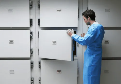 To dzieje się z ludzkim ciałem dokładnie 3 godziny po śmierci. Zaskakujący proces