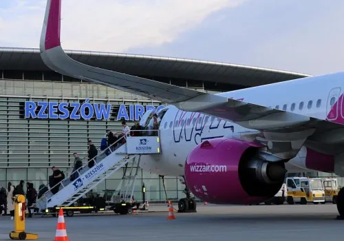 Praca na lotnisku pod Rzeszowem. Sprawdź, kogo szukają tym razem