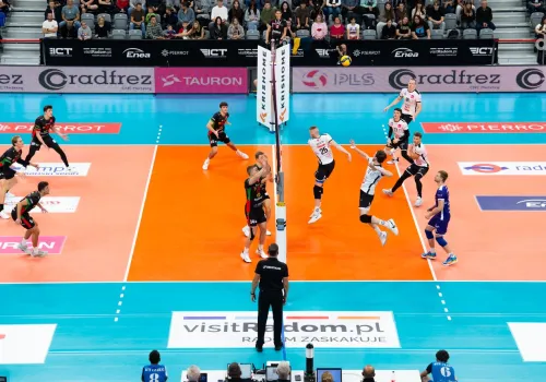 Czarni bez punktów w Bielsku-Białej. Była piłka setowa, ale skończyło się na 0:3