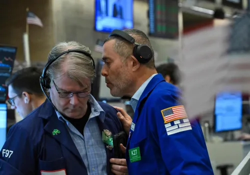 Spadają notowania spółek związanych z AI. Rosną obawy na Wall Street