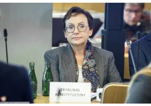 Burza wokół Trybunału Konstytucyjnego. Kim jest sędzia Anna Korwin-Piotrowska?