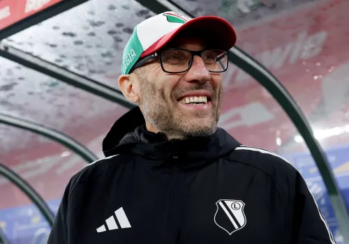 Papszun zabił mecz. Trener Legii znowu zamaskował brak jakości