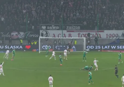 Skrót meczu Górnik Zabrze - Legia Warszawa. Z dużej chmury mały deszcz