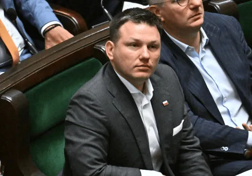 Sławomir Mentzen apeluje do Karola Nawrockiego ws. TK. Chce zwołania RBN