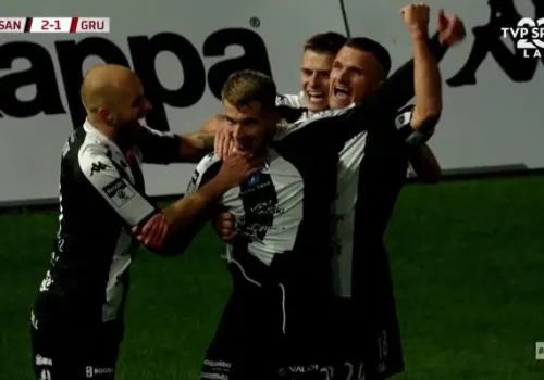 Skrót meczu Sandecja Nowy Sącz - Olimpia Grudziądz. Euforia dzięki Dankowi